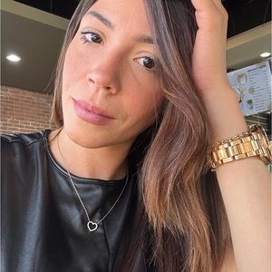 Meet your Posher, Karla